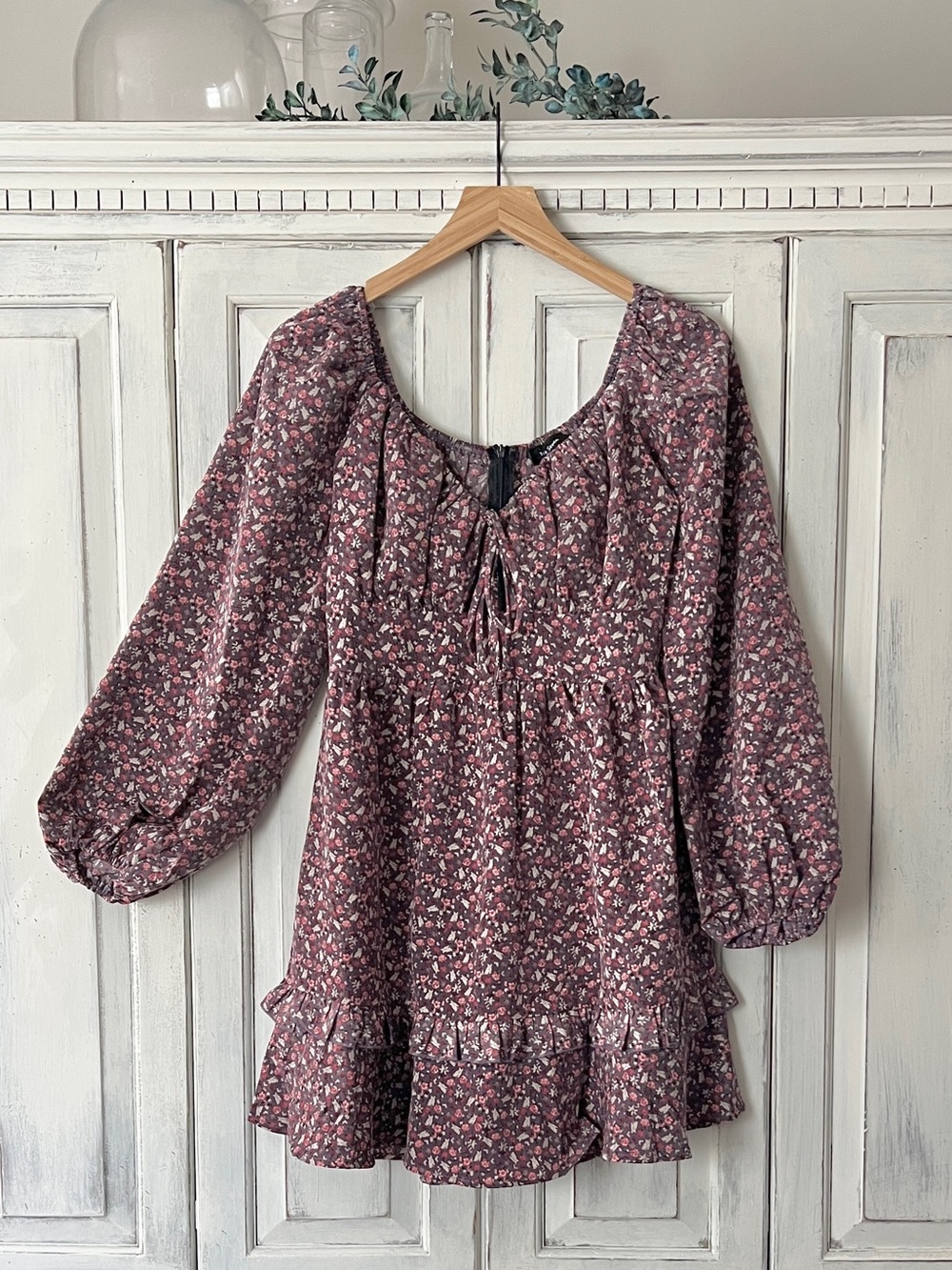 NWT TRIPLE SEVEN Long Sleeve Ruffle-Hem Mini Dress-Pink/Plum/Cream Floral SMALL
